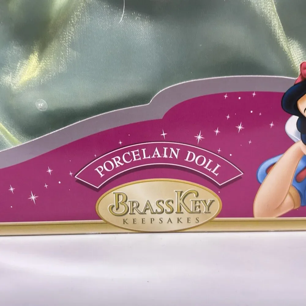 Disney Snow White 16